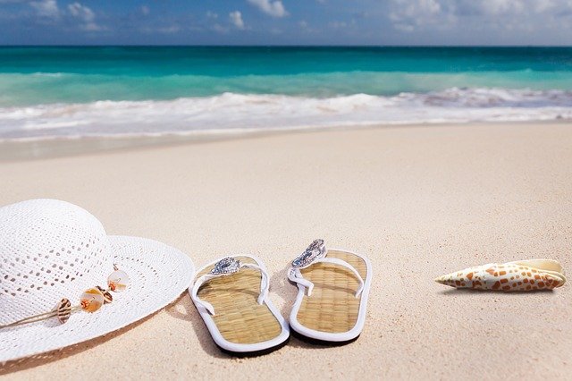 What to wear to the beach?